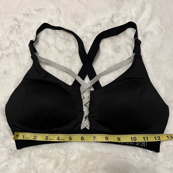 Victoria’s Secret Strappy Sports Bra - Picture 6 of 7
